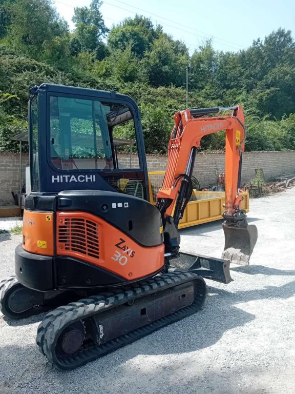 Hitachi zx29u Foto 3
