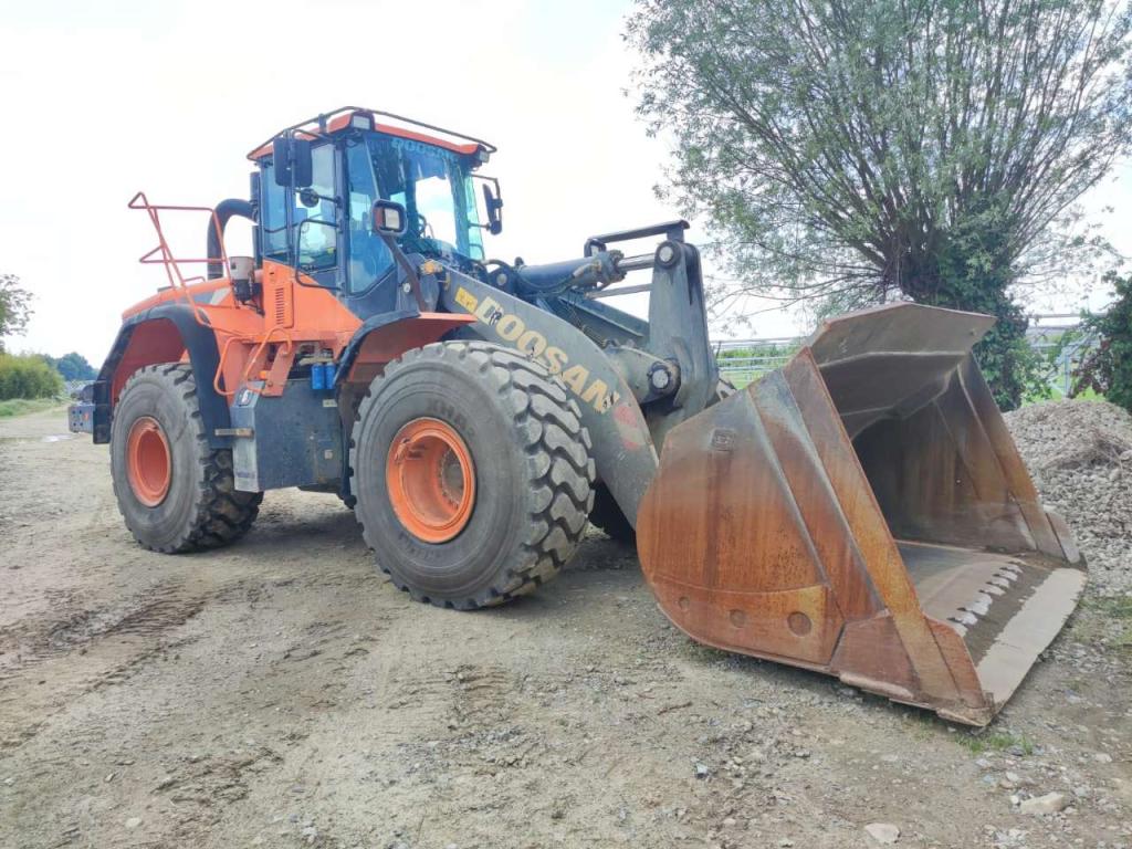Doosan DL420 Foto 3