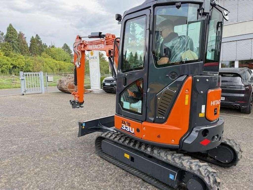 Hitachi ZX33U-6 Foto 4