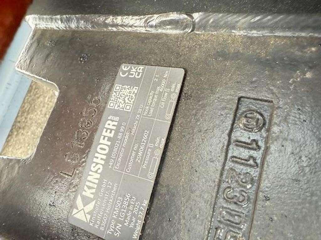 Hitachi ZX33U-6 Foto 5