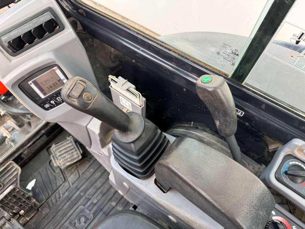 Kubota KX037-4 - Hammer Lines / Quick Coupler Foto 11