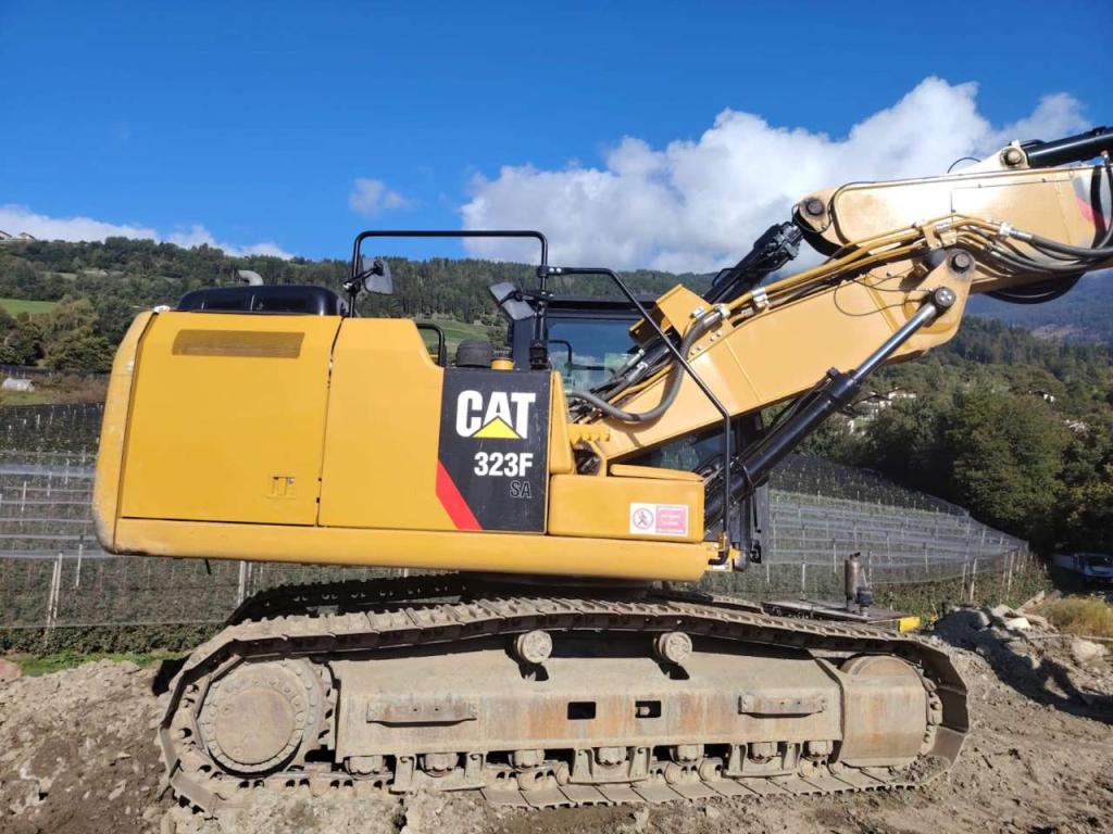 Caterpillar 323FSA Foto 3