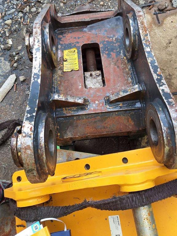 VTN UNI60 mechanical quick coupler for 11-16 ton excavators Foto 5