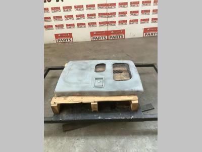 Sportello laterale para Hitachi ZAXIS 135 US vendida por Massucco T. Srl Area Ricambi