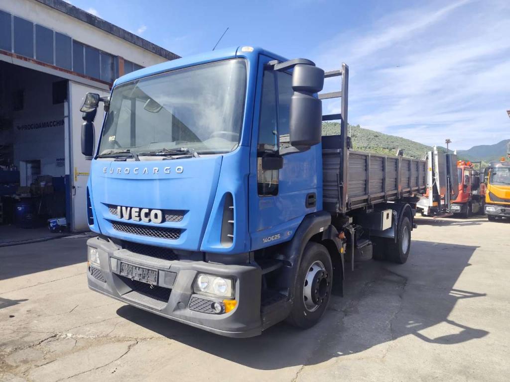 Iveco EUROCARGO 140E25 Foto 10