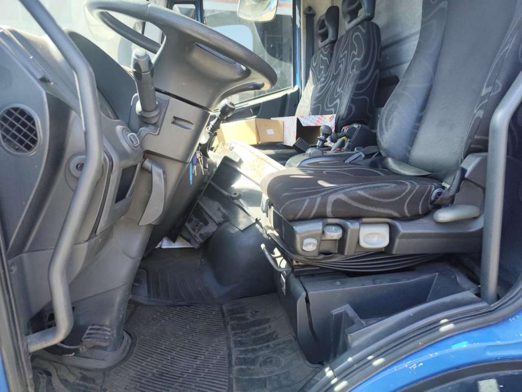 Iveco EUROCARGO 140E25 Foto 16