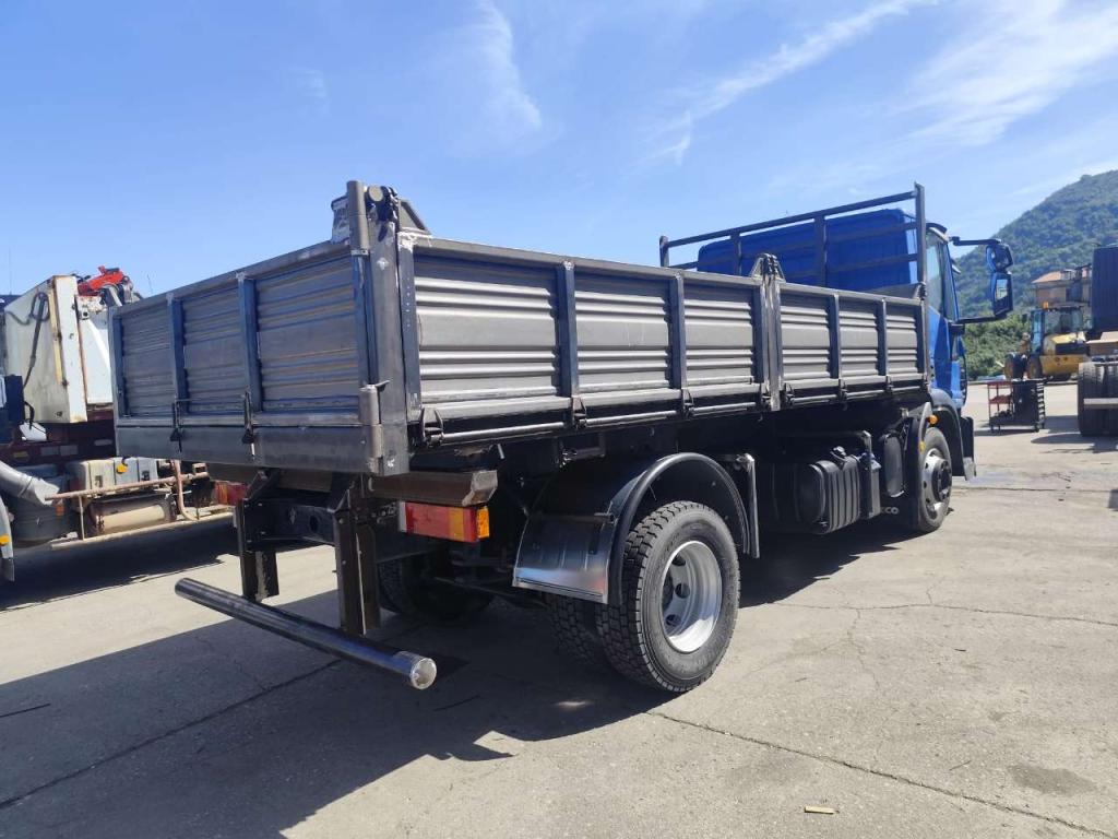 Iveco EUROCARGO 140E25 Foto 3