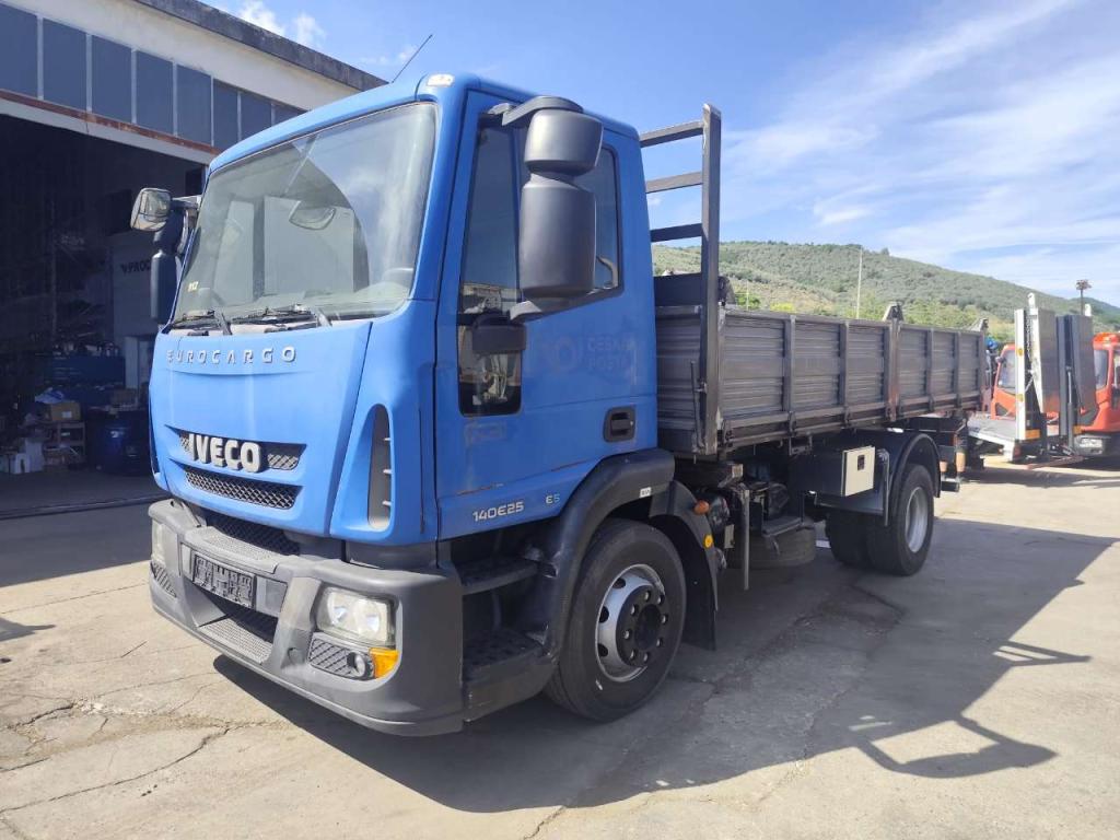 Iveco EUROCARGO 140E25 Foto 8