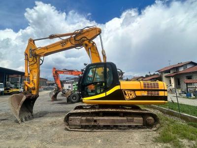 JCB js 220 vendida por Tractor Service Srl