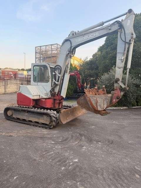 Takeuchi fr 80 Foto 1