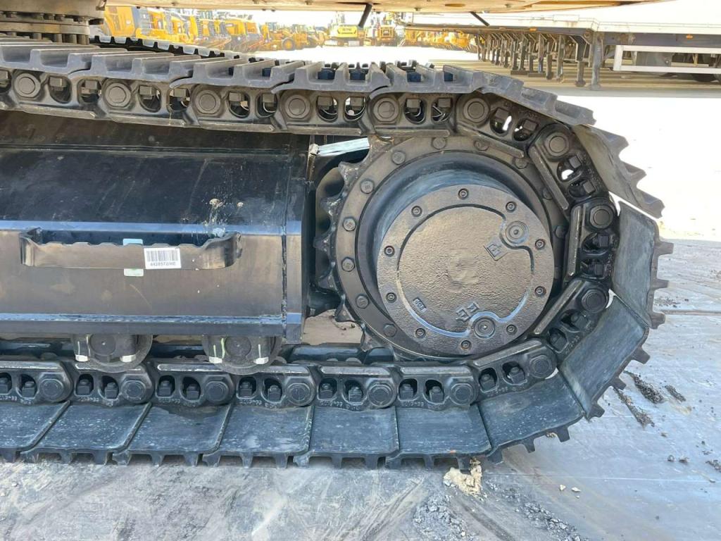 Caterpillar 323D3 Foto 13