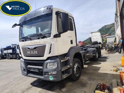 Iveco TGS 26.360 Foto 1