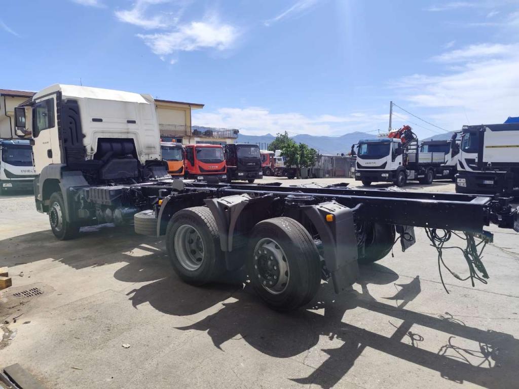 Iveco TGS 26.360 Foto 11