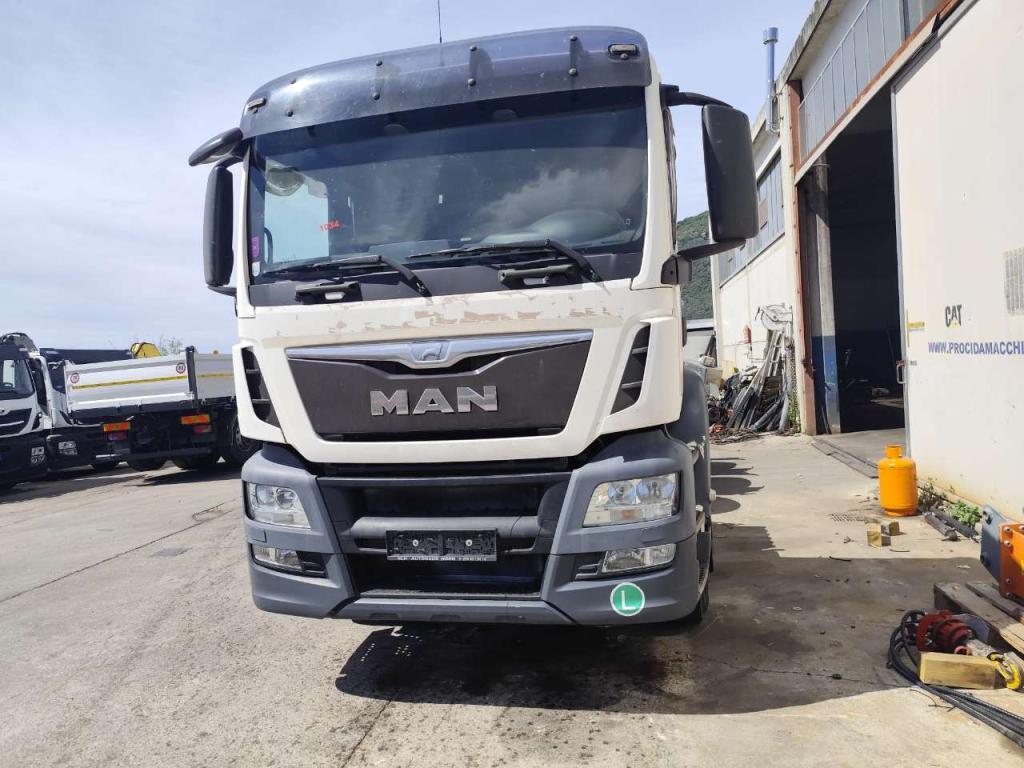Iveco TGS 26.360 Foto 27