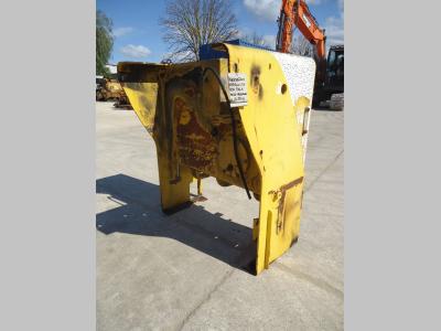 Depósito para aceite para New Holland W270B vendida por OLM 90 Srl