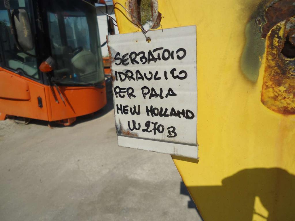 Depósito para aceite para New Holland W270B Foto 5