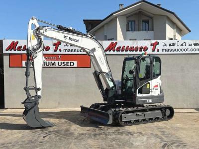 Bobcat E85 vendida por Massucco T. Srl