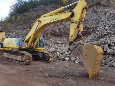New Holland E485 vendida por Omeco Spa
