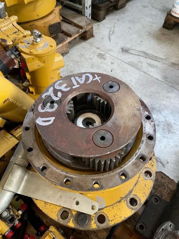Caterpillar Reductor de giro para Caterpillar 323d Foto 1