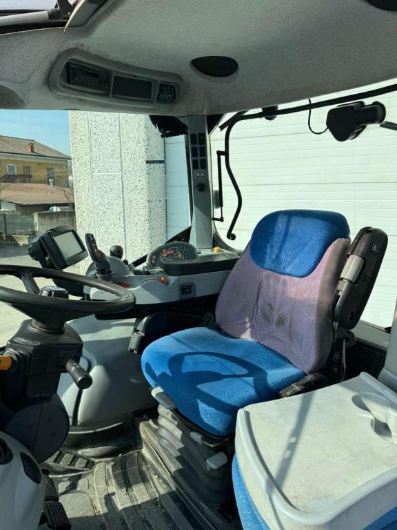 New Holland T7040 Foto 2