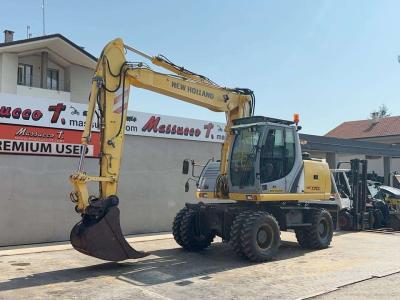 New Holland WE170C vendida por Massucco T. Srl