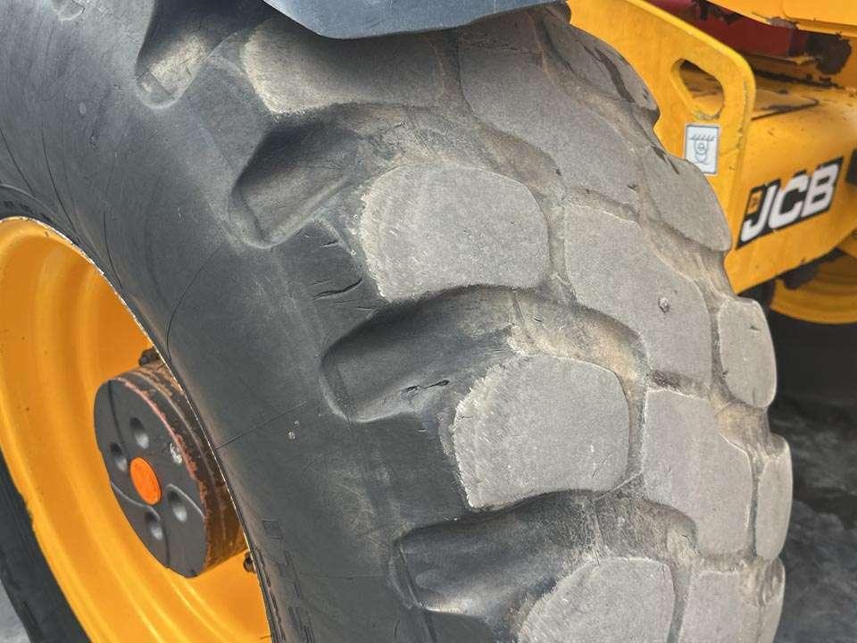 JCB AGROPLUS 560-80 Foto 7