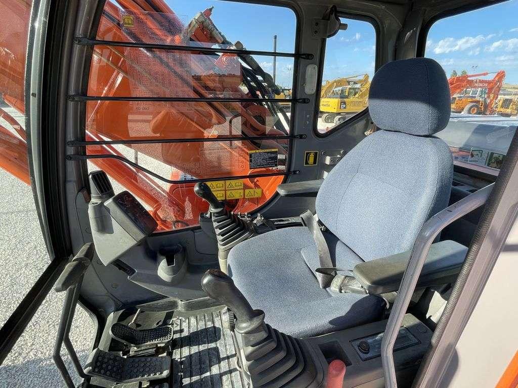 Hitachi ZX 210N Foto 7