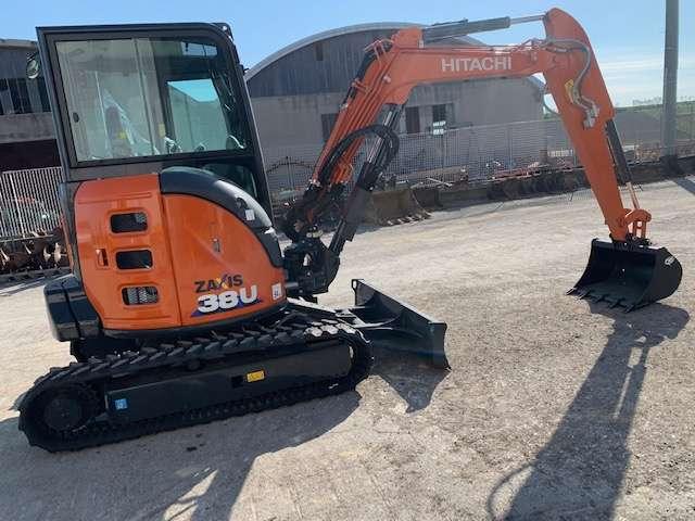 Hitachi ZX38U-6 Foto 1