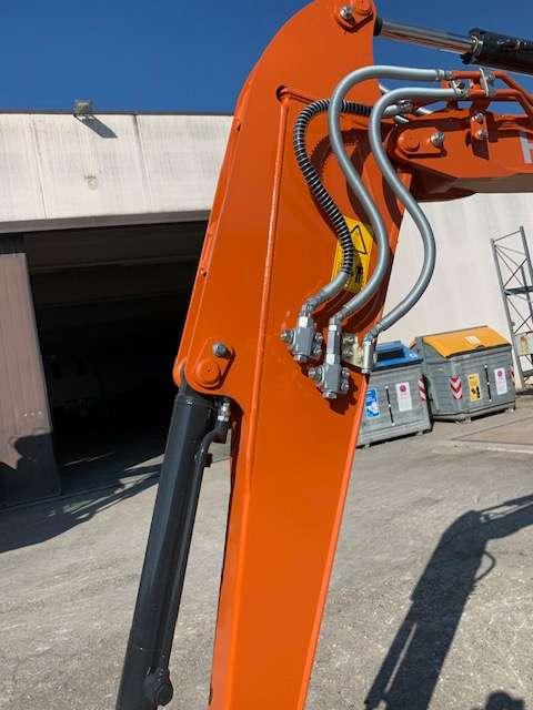 Hitachi ZX38U-6 Foto 5