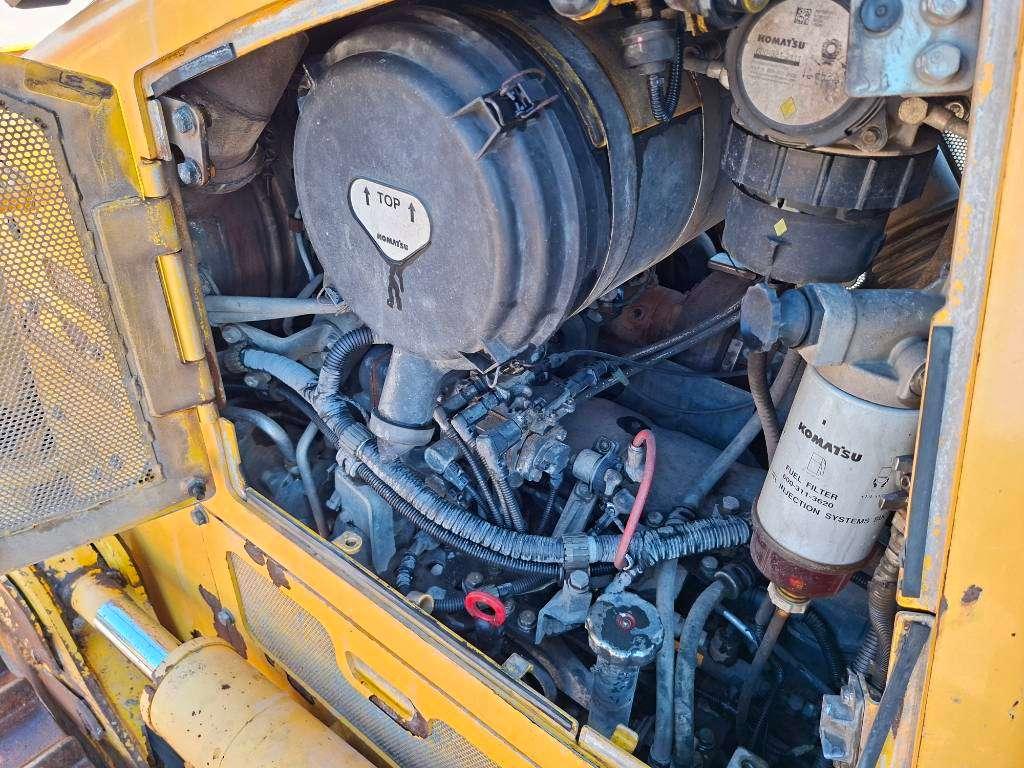 Komatsu D61PXi-24 Foto 14