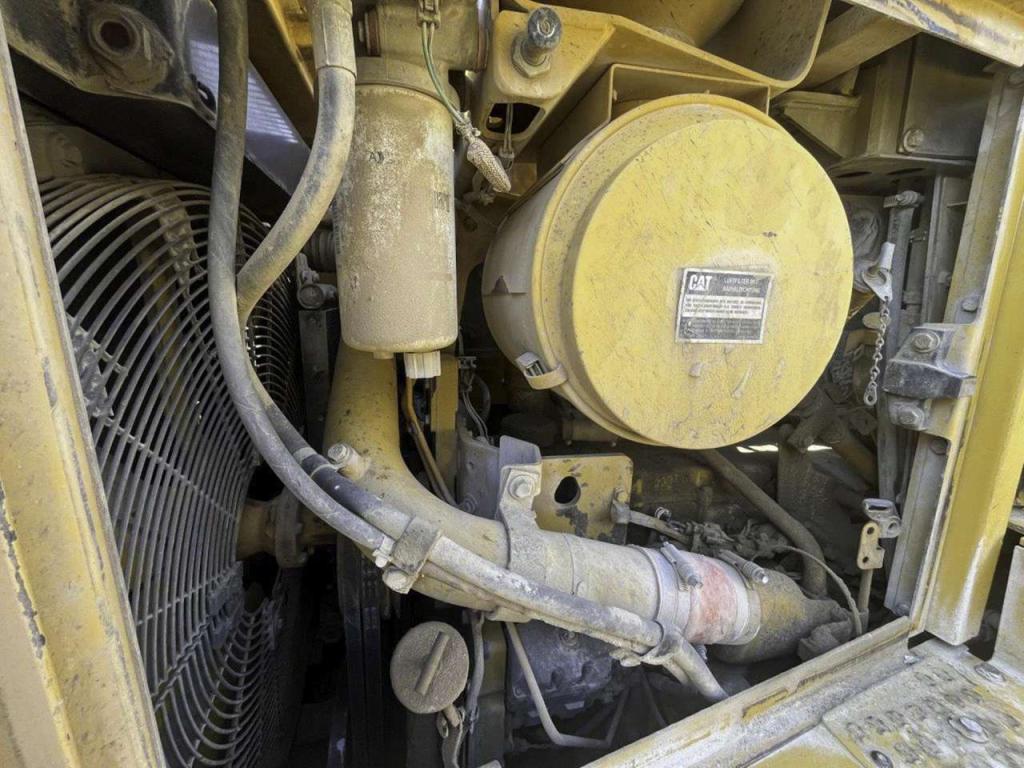 Caterpillar D6R series II STD Foto 27