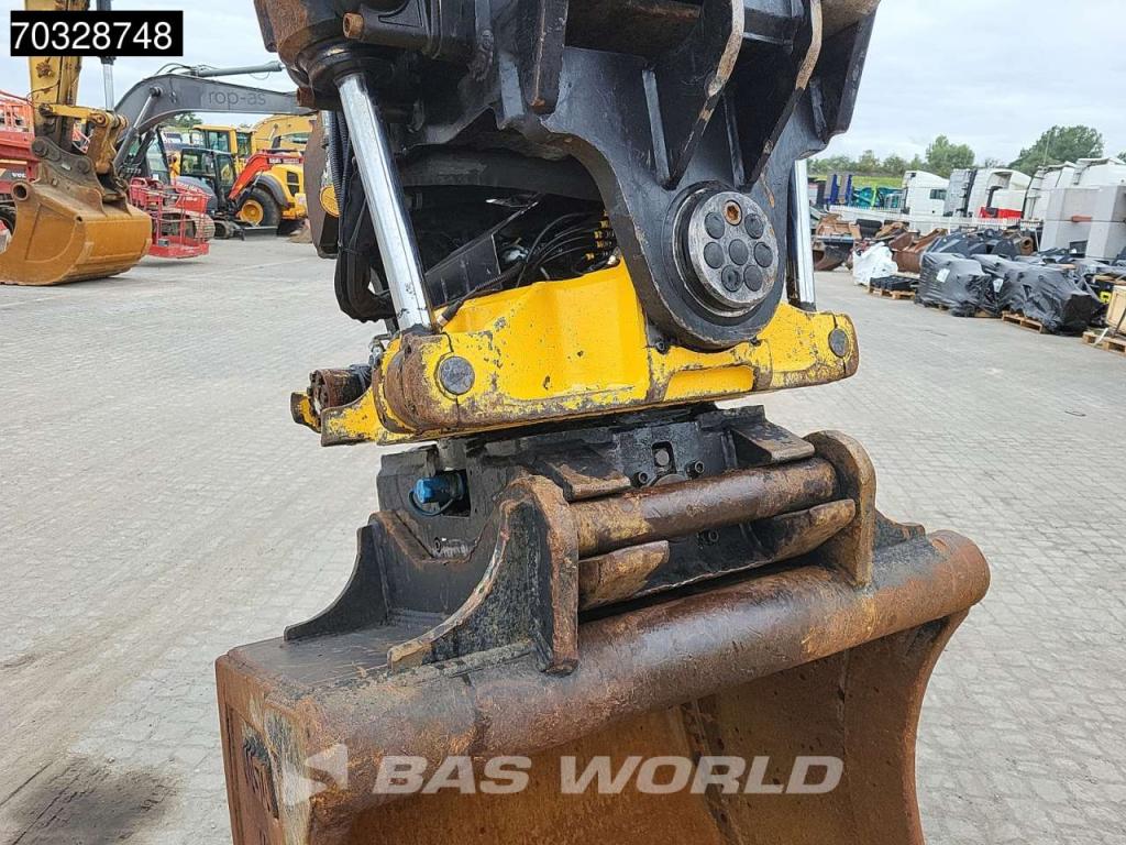 Hitachi ZX250 LC -6 Roto + Bucket Foto 15