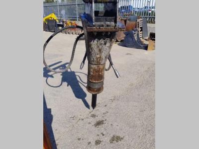 Bobcat HB 880 vendida por Ancona MMT Srl
