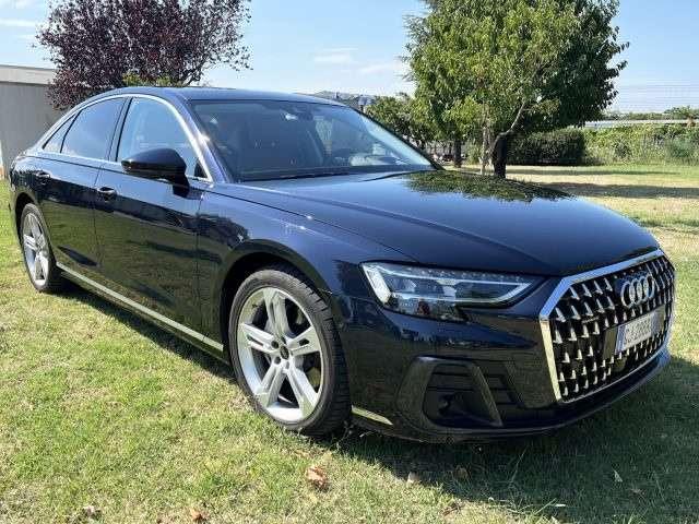 AUDI A8 Foto 1