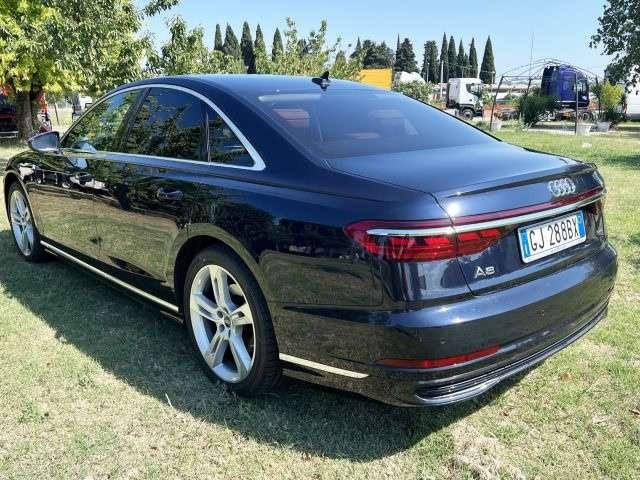 AUDI A8 Foto 4