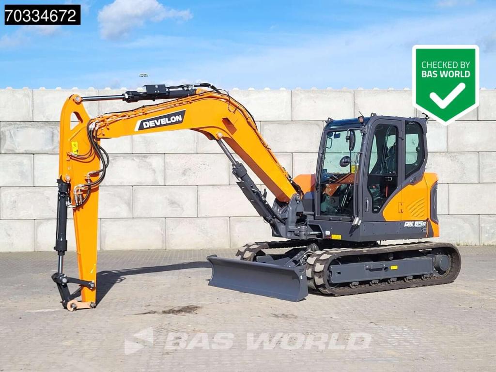 Develon DX85 R-7 A/C Foto 1