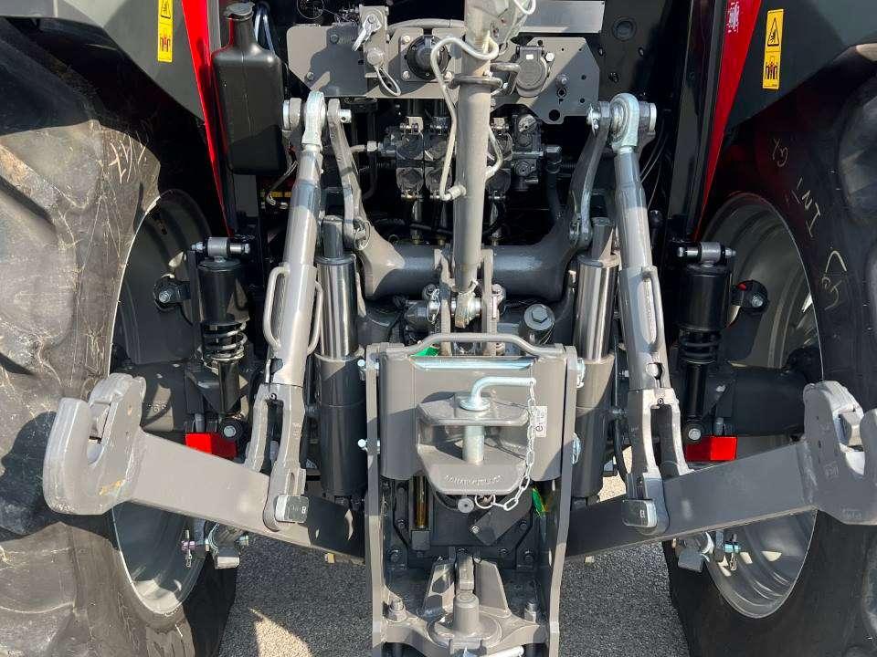 Massey Ferguson 5711 DYNA4 4X4 Foto 17