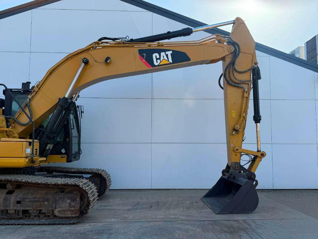 Caterpillar 323FL - New Bucket / Hammer Lines / Camera Foto 15