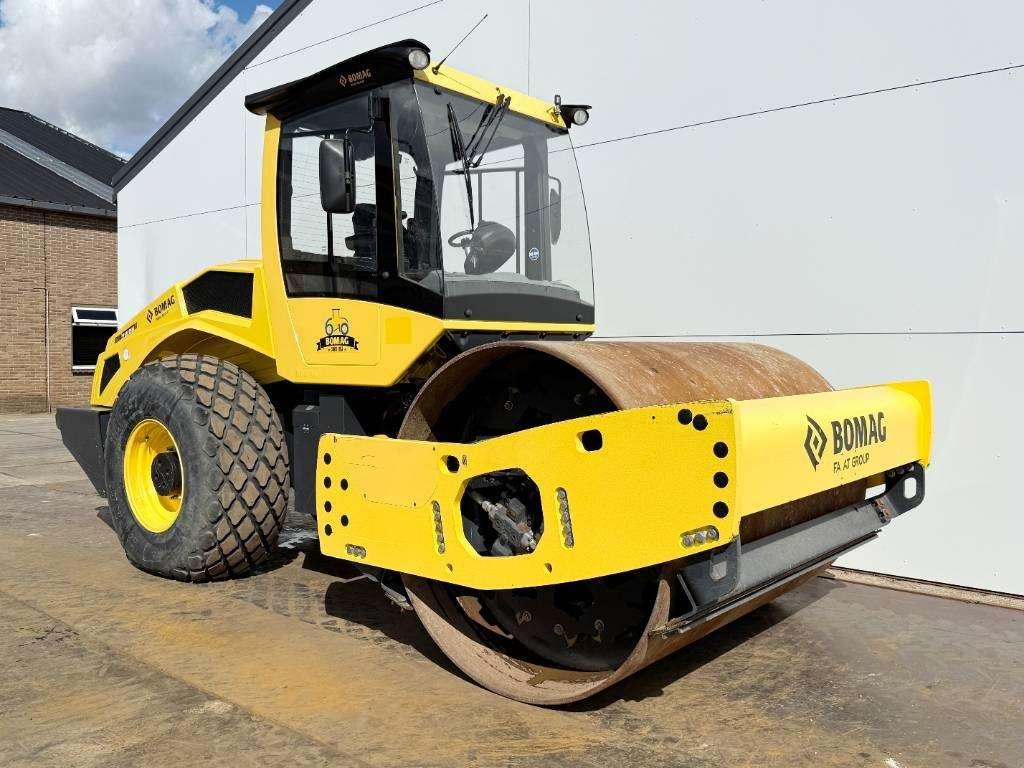 Bomag BW211DH-5 - German Machine / Only 1311 Hours Foto 7