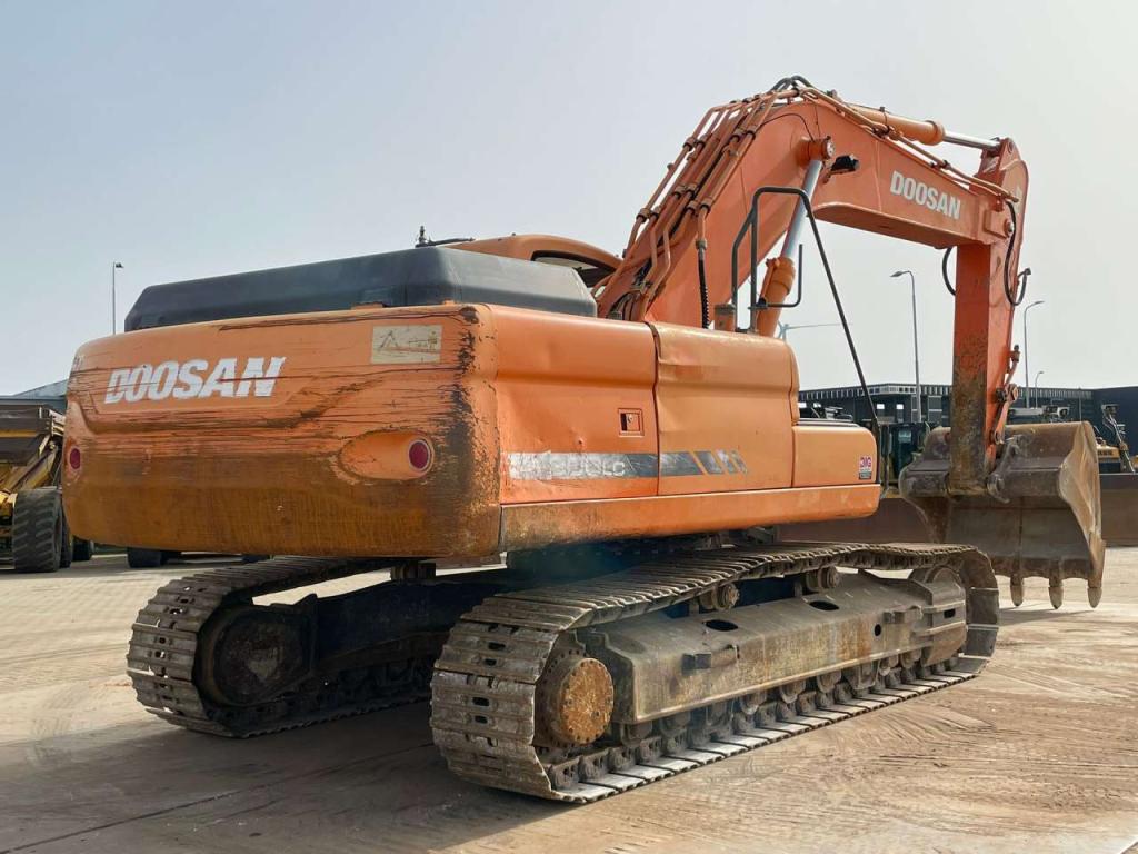 Doosan DX300LC Foto 5