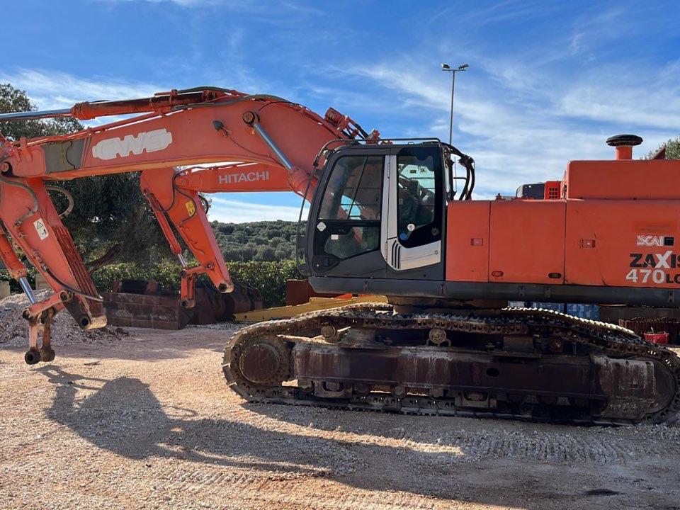 Hitachi 470-3 Foto 1