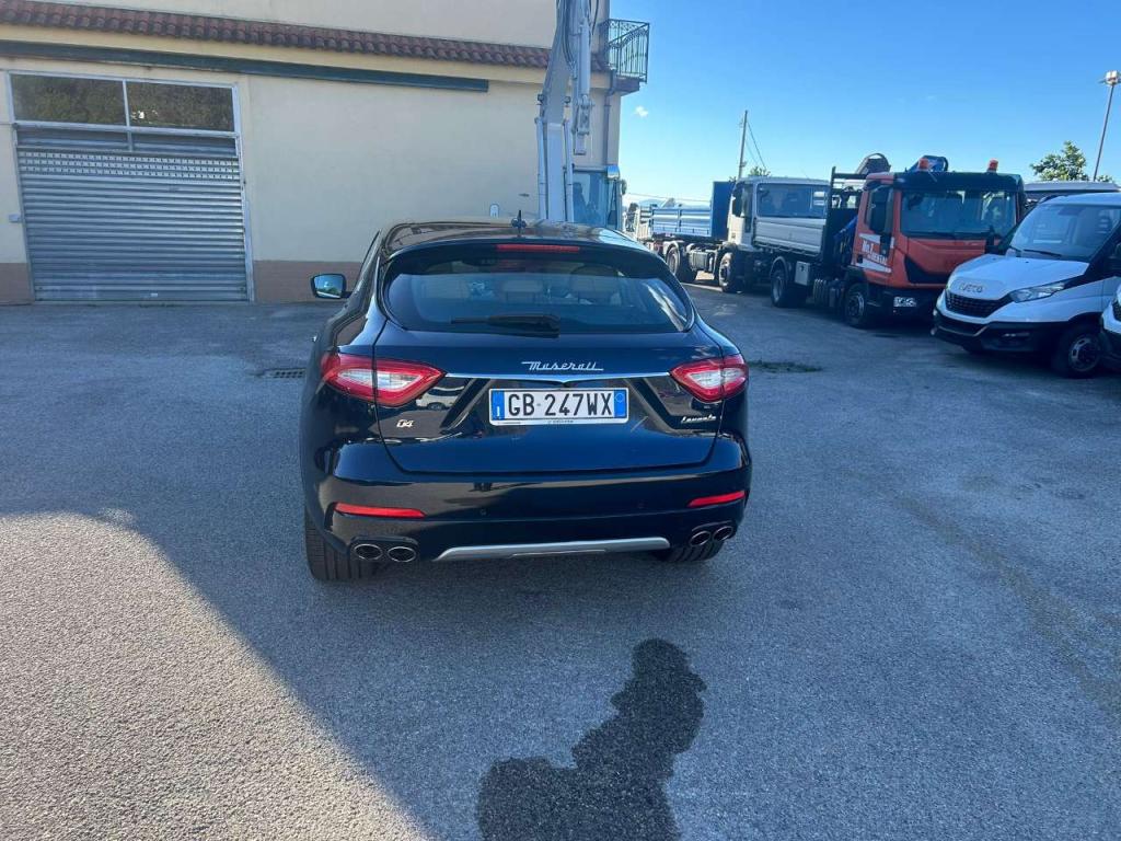 Maserati Levante Granlusso 3.0V6 Foto 15
