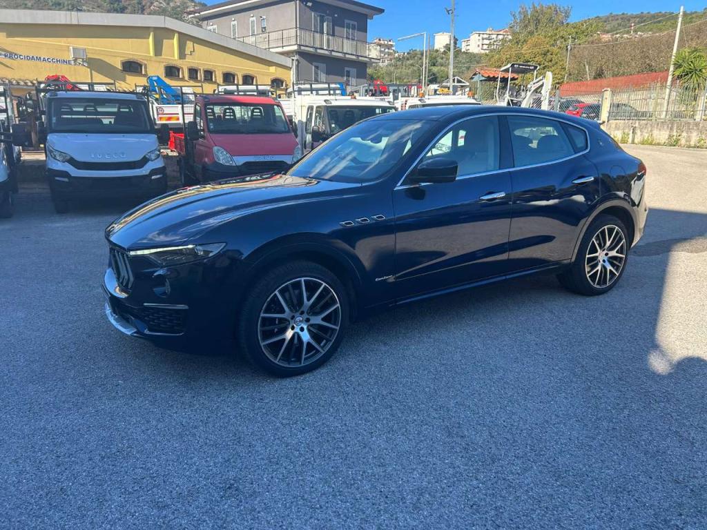 Maserati Levante Granlusso 3.0V6 Foto 4