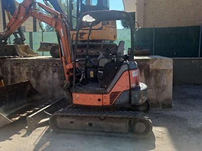 Hitachi zx35u-2 vendida por Off Meccaniche Bonanni di B.