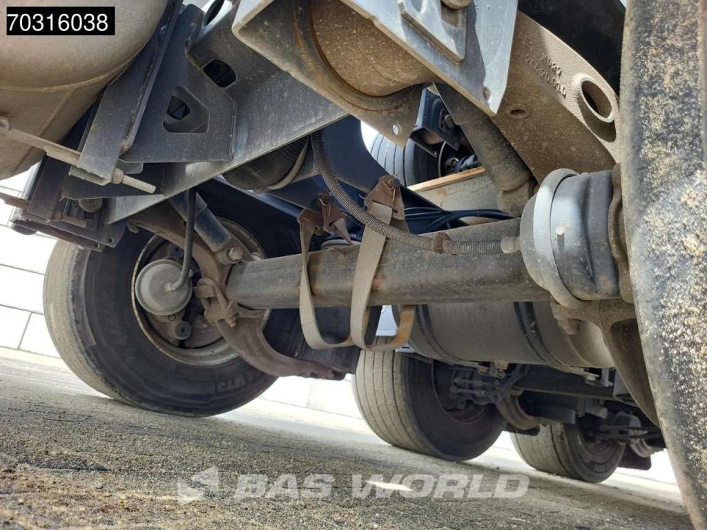 Kässbohrer 3 axles Foto 21