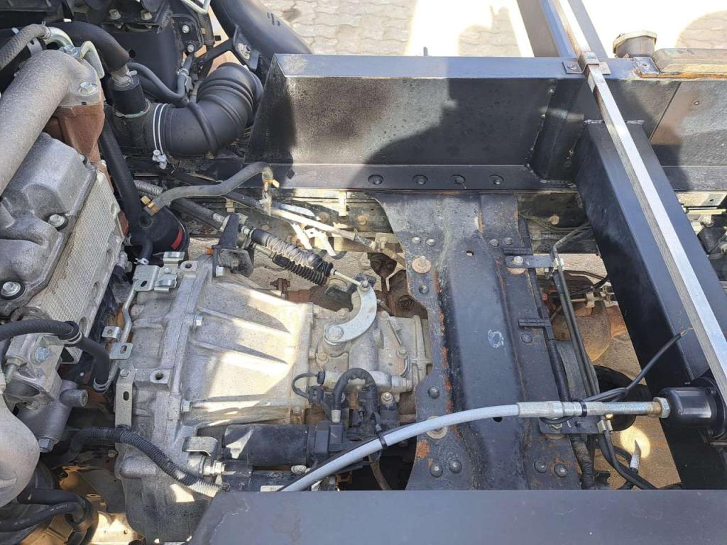 Isuzu L35 Foto 19