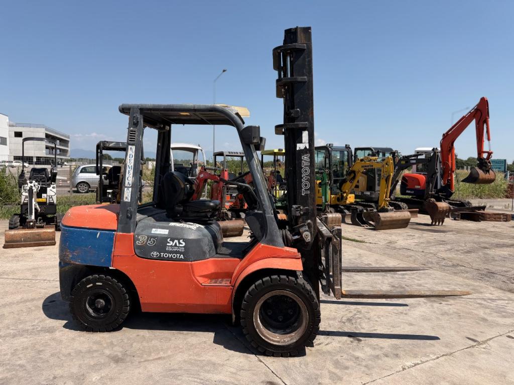 Toyota H35 Foto 3