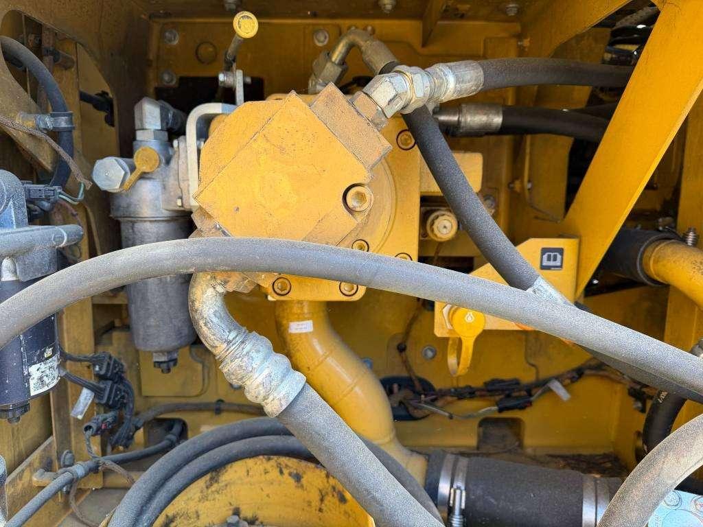 Caterpillar 320 07B Foto 5