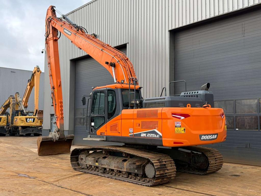 Doosan DX225LC-7 Foto 3