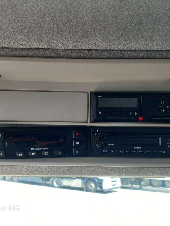 Iveco STRALIS HI-STREET 260S31 Foto 5